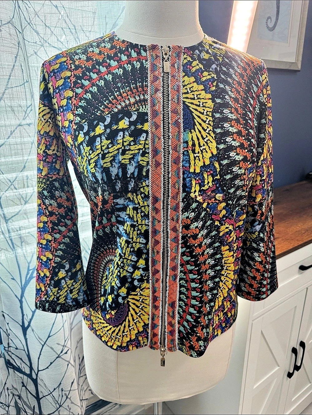 Joseph Ribkoff Abstract Zip Jacket Size 8 Like New